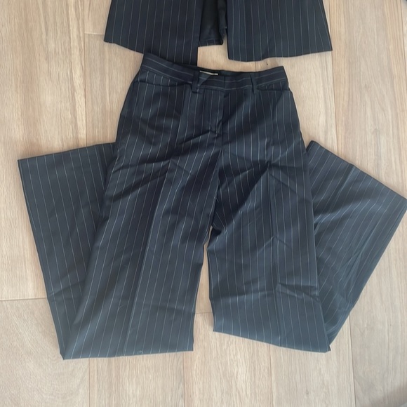 Emporio Armani Pantsuit - Picture 4 of 11